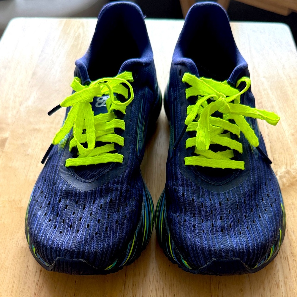 Brooks Women’s Hyperion Tempo Size 7 Running Shoes